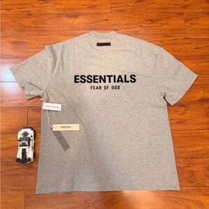 Fear of God Essentials T-Shirt ( ss22)